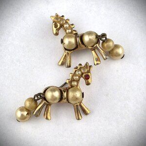 Antique Unsigned Trifari Articulated Horse Scatter Pin Brooch Set 1.5"